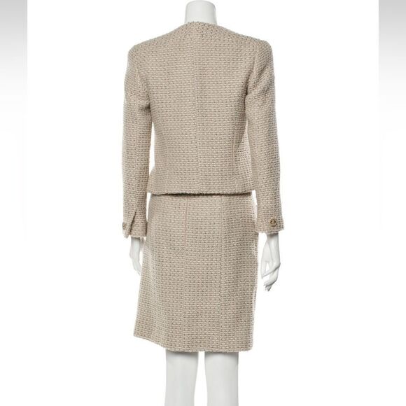 Chanel Vintage Fall 2002 Beige Green Tweed 02A Jacket Skirt Suit - Picture 5 of 16